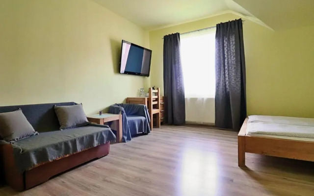 BedRooms 3 Maja 15A