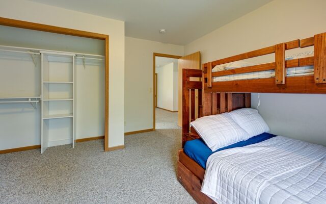 Dog-friendly Baraboo Vacation Rental w/ Yard!