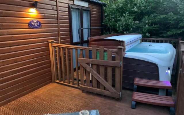 Stunning 3-bed Lodge in Windermere