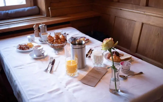 Historisches Alpinhotel Grimsel Hospiz