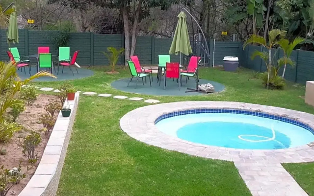 Amigos Bed & Breakfast