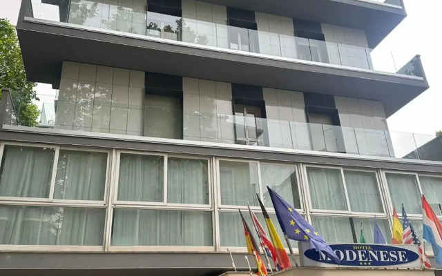Hotel Modenese