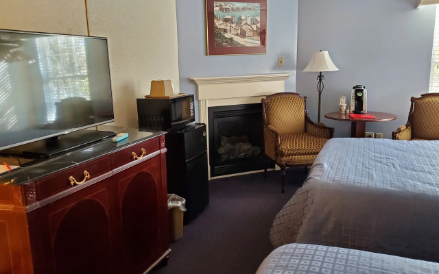 Fireside Inn & Suites Bangor
