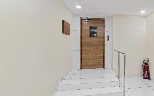 OYO Flagship 17200 Hotel Neelkamal Chembur