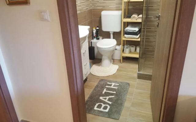Gyöngyvirág Apartman