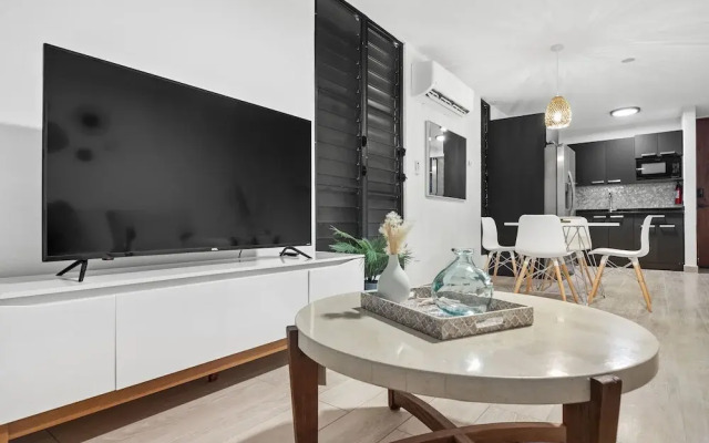 Ocean Park Oasis Steps to Beach Private Parking