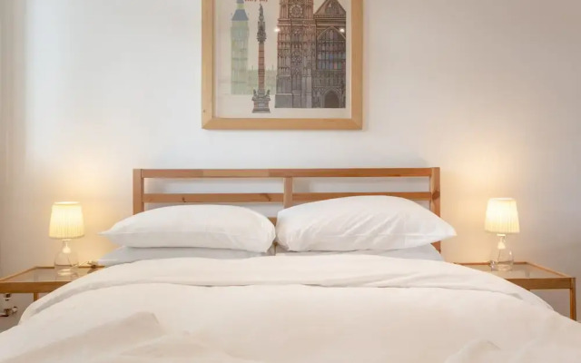 1 Bedroom Apartment Near South Bank