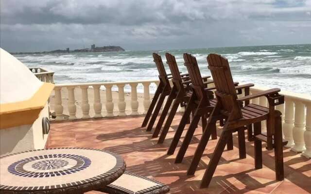 Villa 4 - 3 Br Villa