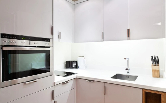 Blueprint Apartments-No 5 Doughty Street