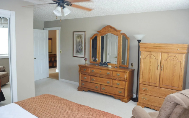 Roosevelt Inn and Suites