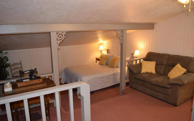 The Grist Mill Inn
