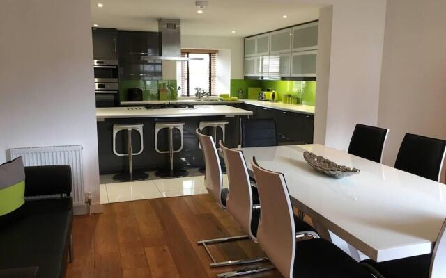 Immaculate 4-bed House in Paignton Near Beach