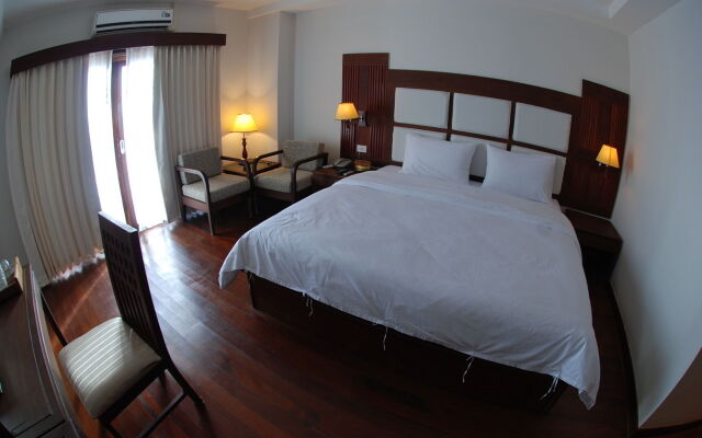 River City Hotel