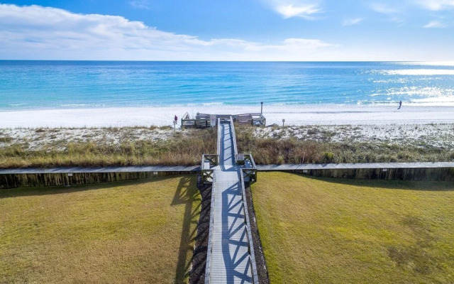 Shoreline Towers 3025 2 Bedroom Condo