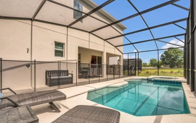 Beautiful 12 Bedrooms House 4473 12 Villa