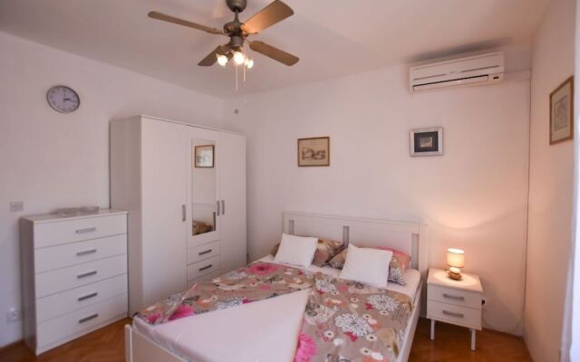 Room Vesna