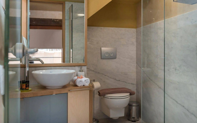 Neoria Houses