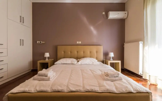 Amazing 2 Bdrm Sea View Holiday Apt