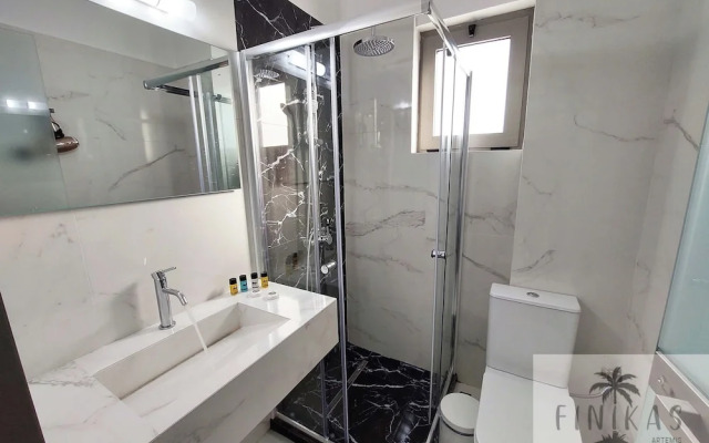 Finikas Suites & Apartments by Airstay