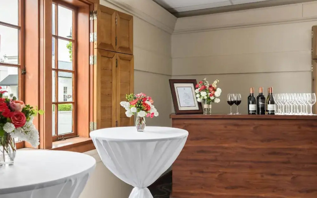 The La Conner Inn
