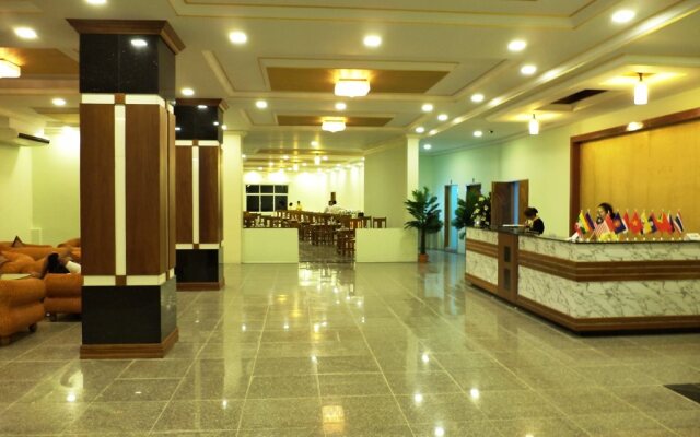 Jade Royal Hotel