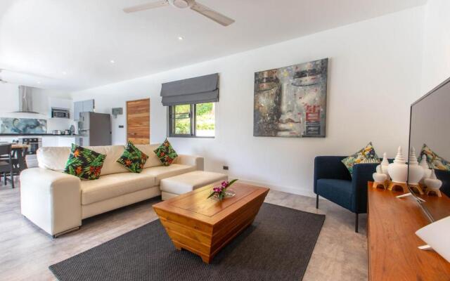 Villa Nirvana 3 Br, 500m from the beach