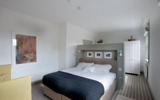 The Crown hotel