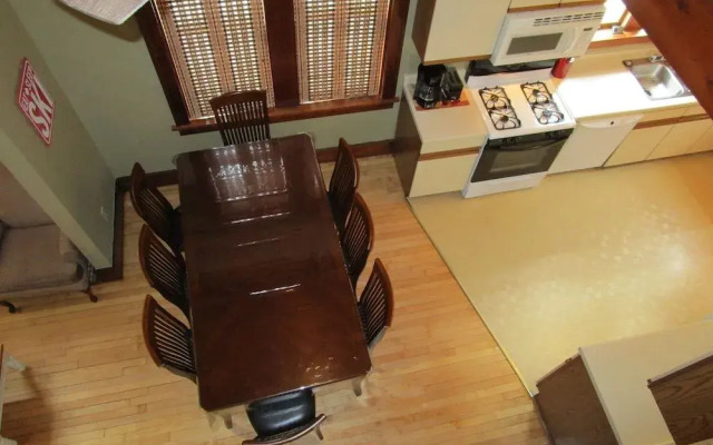 Active Lakeview Escape