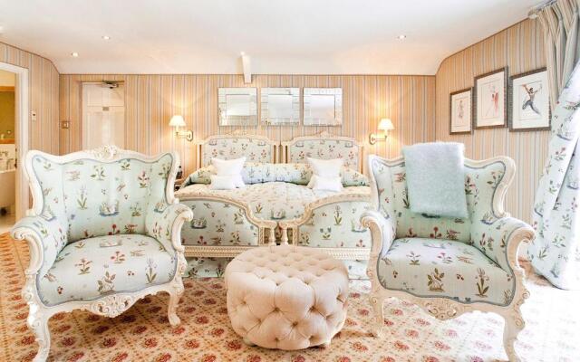 Summer Lodge Country House Hotel