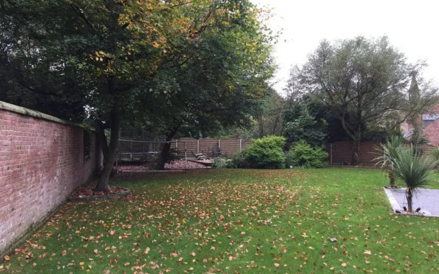 The Old Vicarage Lodge