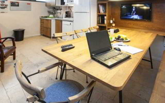 Twins Rooms Hostel