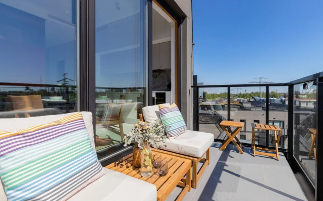 Lux Nadmotlawie Apartments by Renters