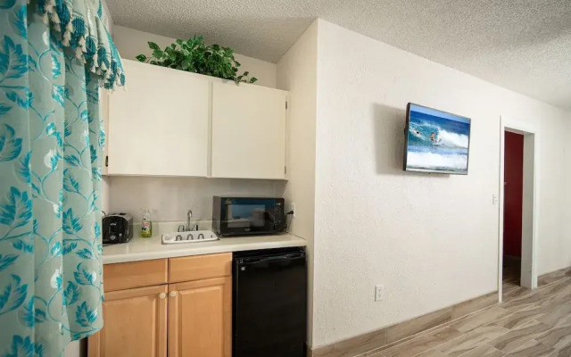 Island Sun Inn & Suites - Venice, Florida Historic Downtown & Beach Getaway