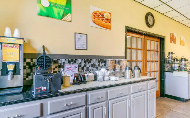 Quality Inn Manchester near Arnold AFB