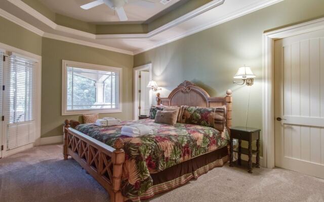 23 Pelican 6 Bedroom Home