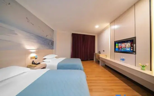 Luoding Xintai Xin Apartment