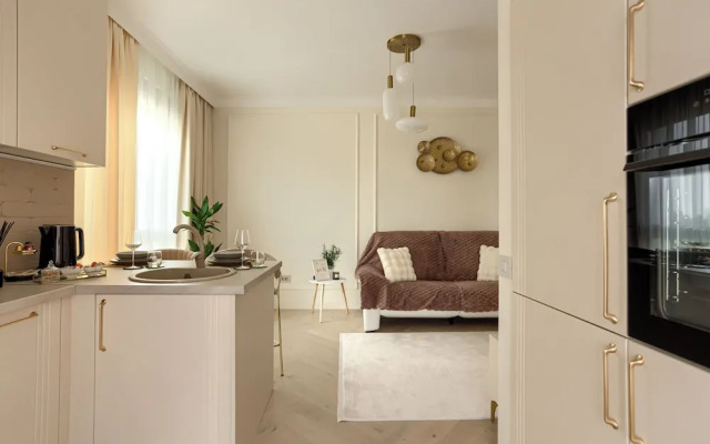 ARI - AFI Mall Luxurious Apartments