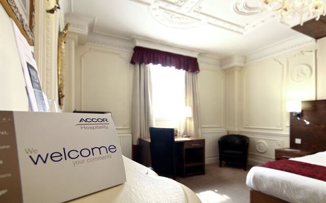 Mercure Wolverhampton Goldthorn Hotel