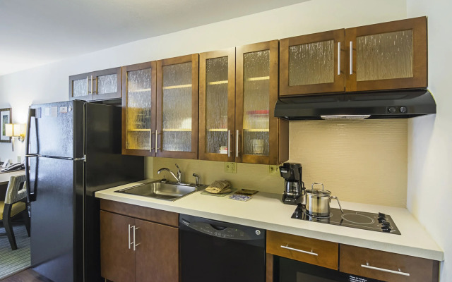 Candlewood Suites Pensacola - University Area by IHG