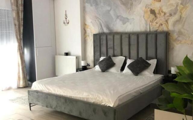 Studio 70 by Casa del Mar