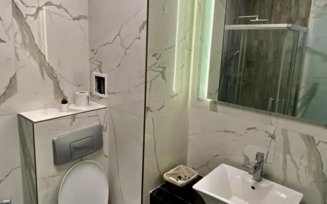 Luxury Apartments Ivon