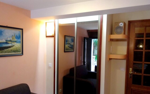 Apartment With one Bedroom in Alfortville, With Furnished Garden and W