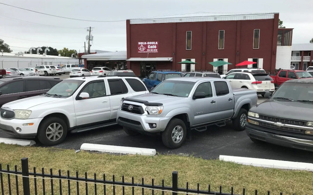 Nola Goula Inn & Suites