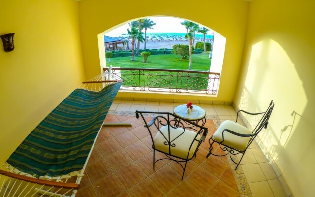 The Club Hotel & Resort