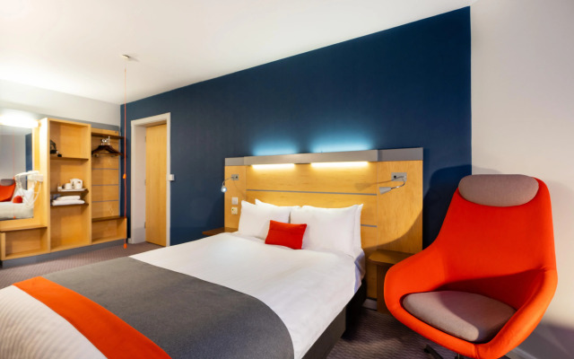 Holiday Inn Express Dundee, an IHG Hotel