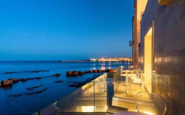 Re Dionisio Luxury Suites