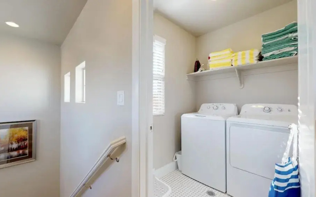 A Gathering Place 4 Bedroom Apts by RedAwning