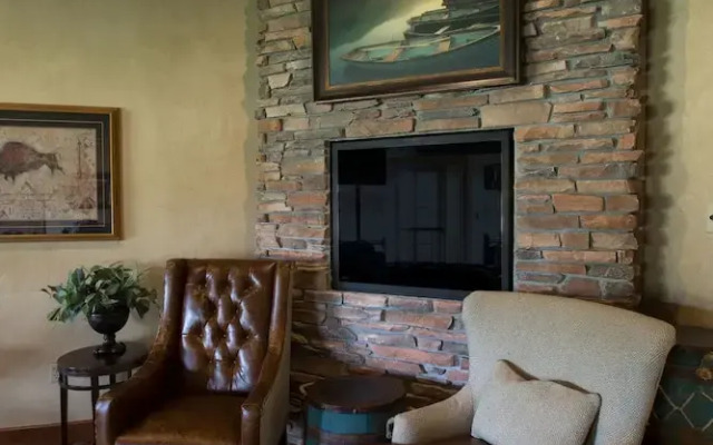 Miles City Hotel & Suites