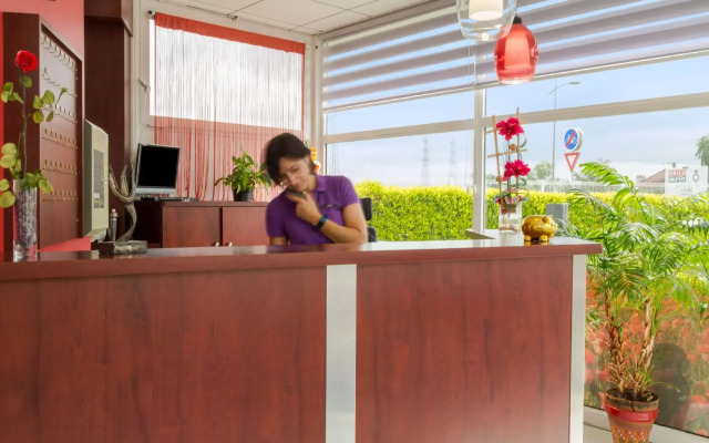 The Originals City, Hôtel Hélios