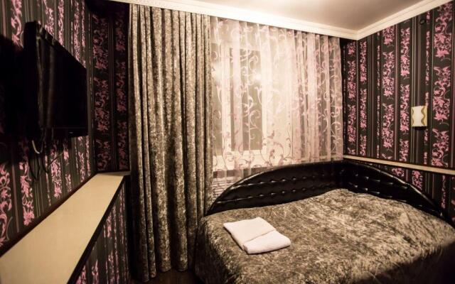 Almaz Hotel